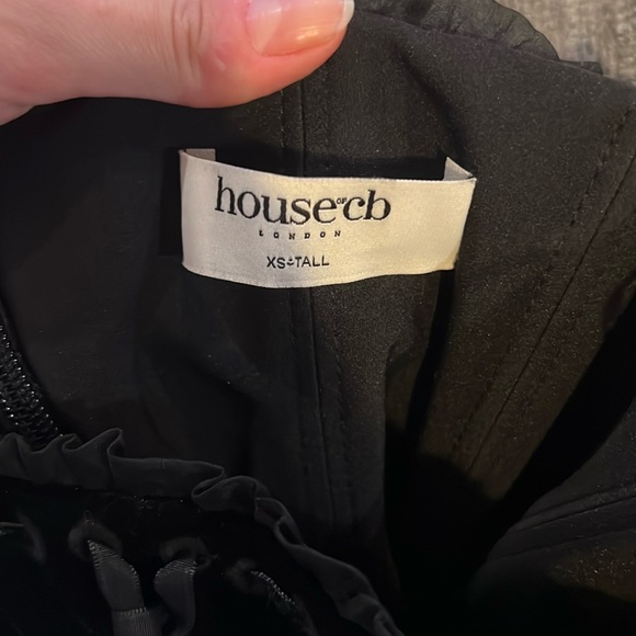 House of CB Syana Velvet Dress - Picture 6 of 8